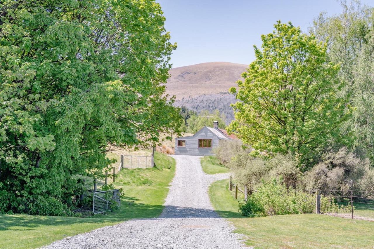 Mount Cook Station Shearers Quarters Lodge 레이크 테카포 외부 사진