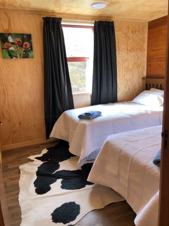 Mount Cook Station Shearers Quarters Lodge 레이크 테카포 외부 사진