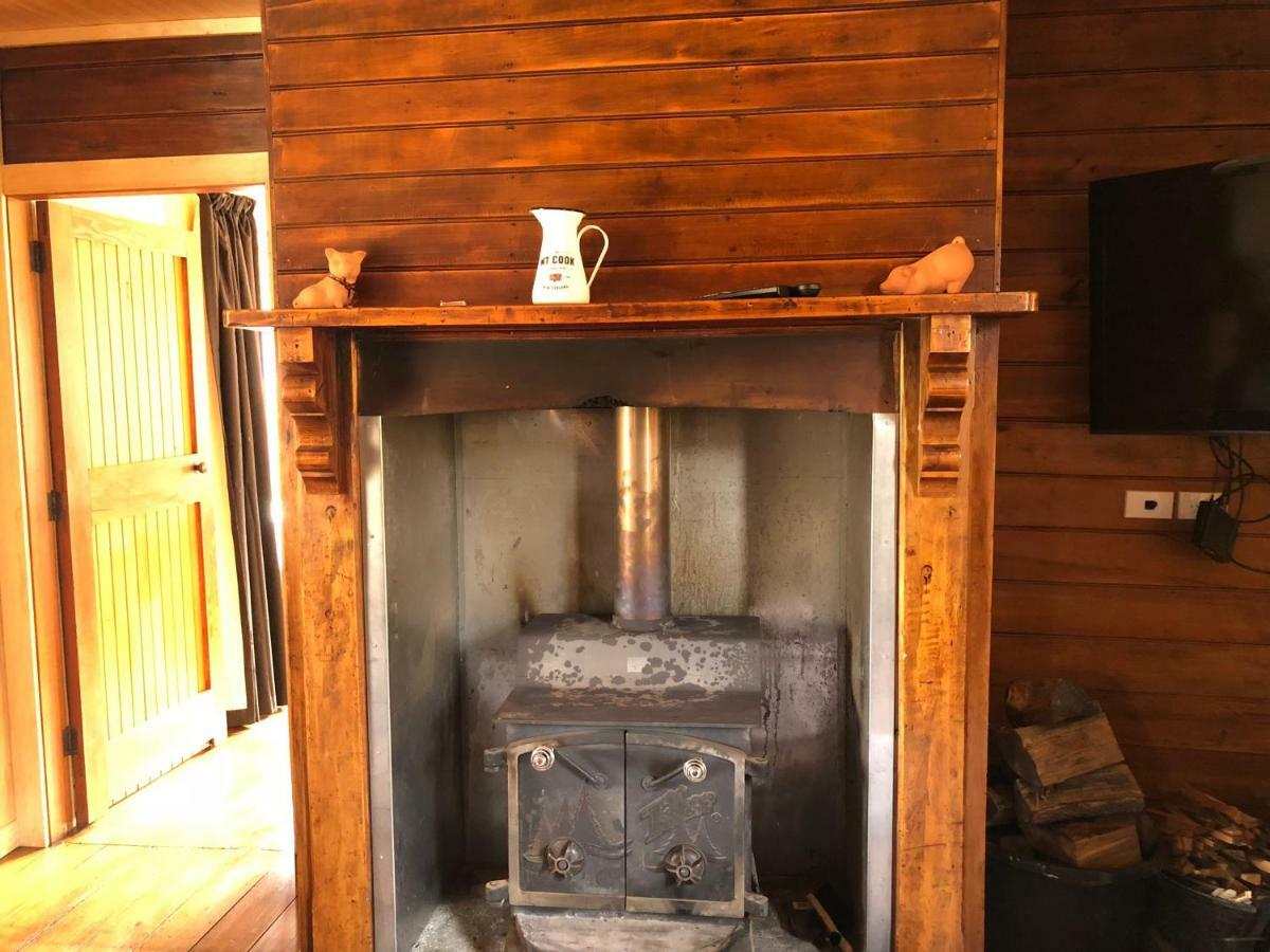 Mount Cook Station Shearers Quarters Lodge 레이크 테카포 외부 사진