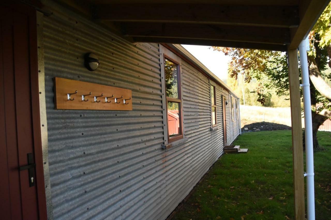 Mount Cook Station Shearers Quarters Lodge 레이크 테카포 외부 사진